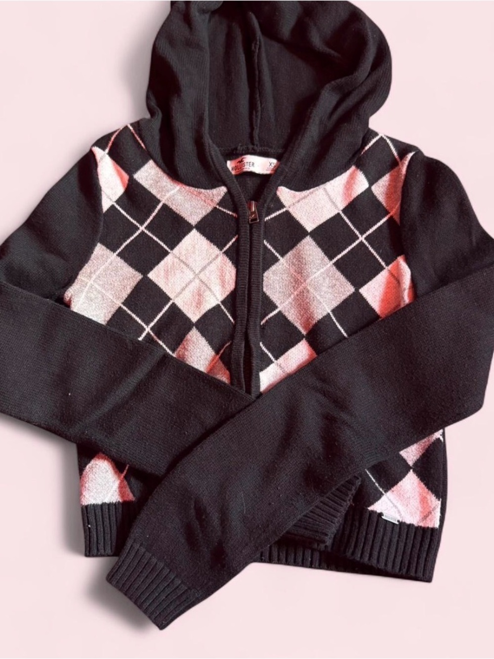 Hollister Black Argyle Half-Zip Sweatshirt with Pink Accent - Picture 2 of 4